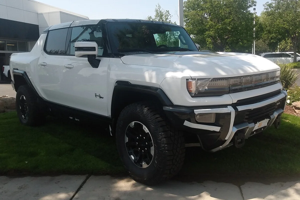 GMC Hummer EV (Хаммер электро)