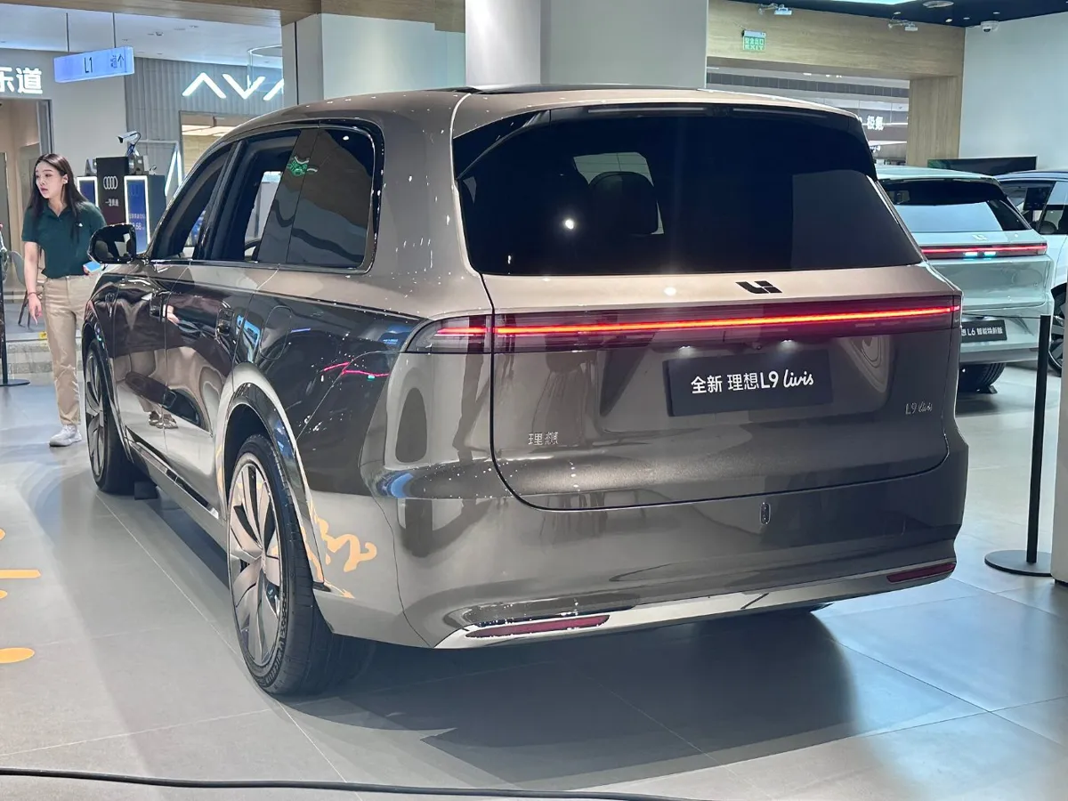 Lixiang L9